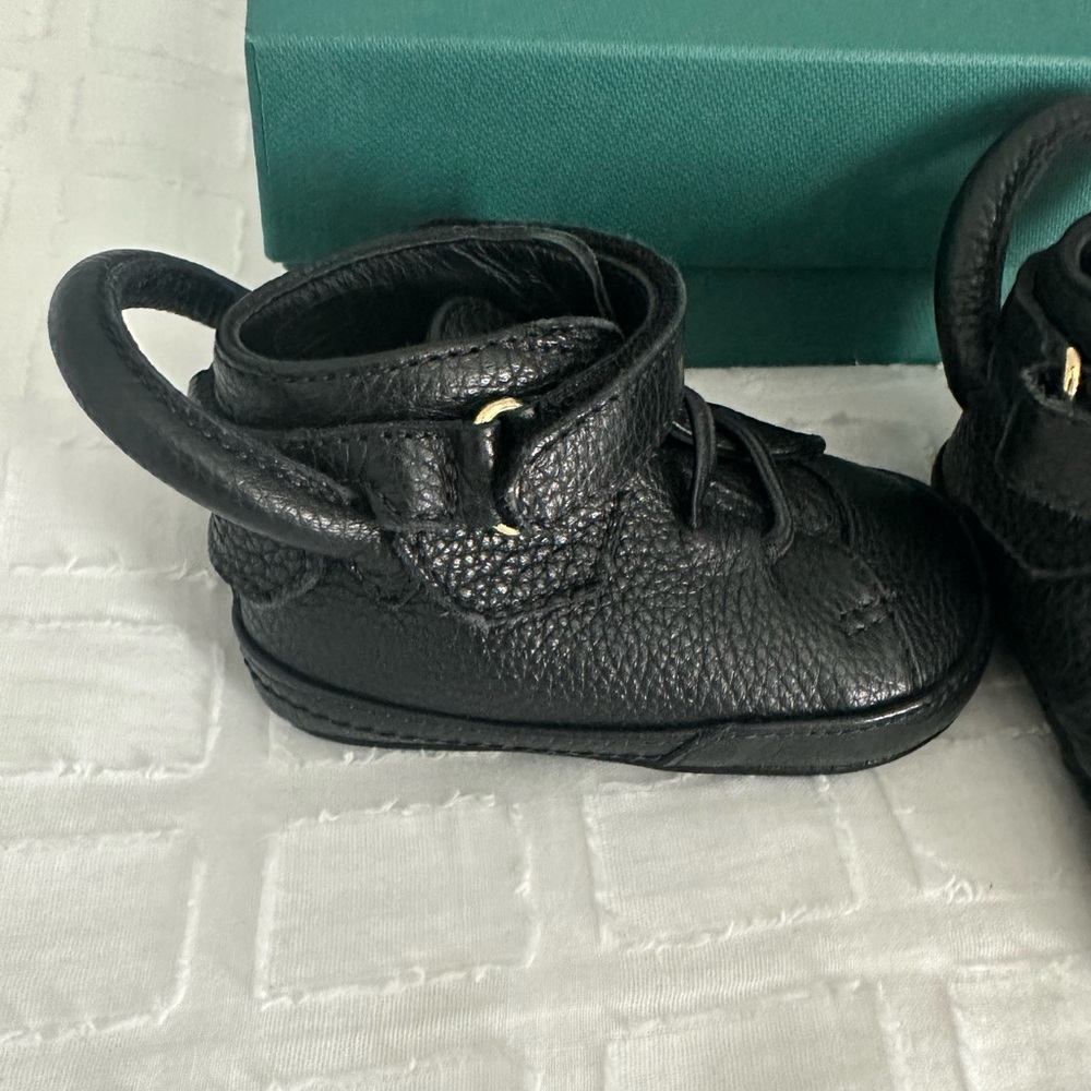 NWT Buscemi 100M baby shoe 6-12 months